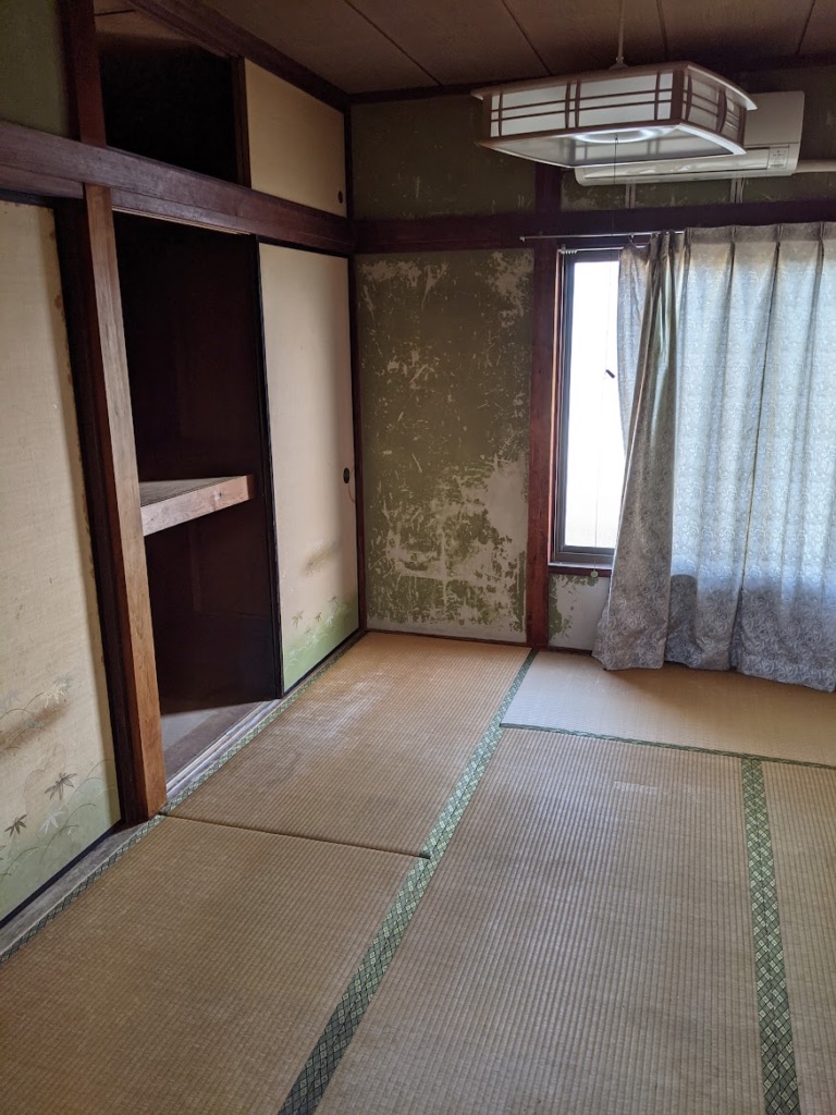 リフォーム前の和室と畳